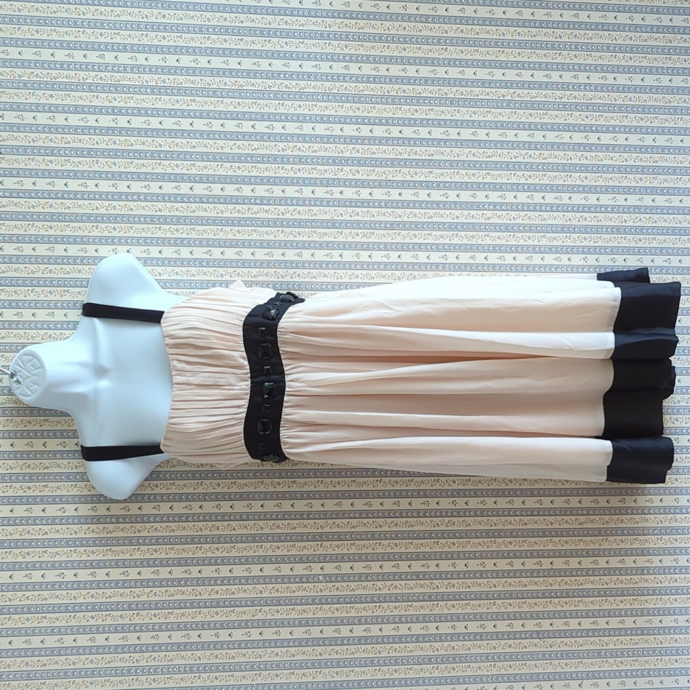Black Cream Pleated Chiffon Jeweled Dress M